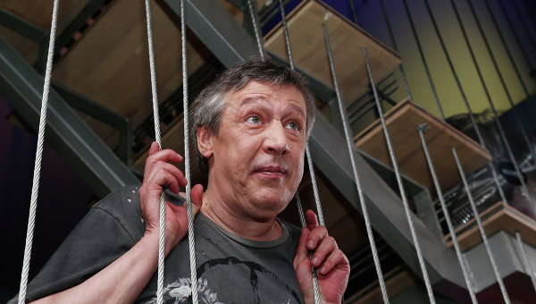 Актер Михаил Ефремов во время прямого эфира ньюзикла Господин Хороший